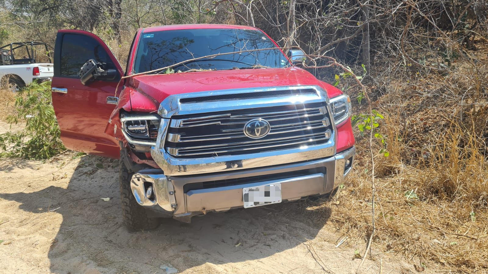 Caen peligrosos secuestradores en Tuxtla; iban en “trocas” de lujo